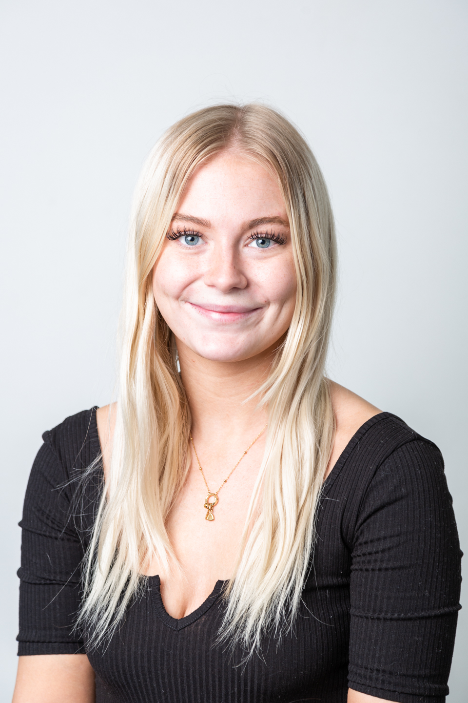 Jessica Miskimmon, Sales Negotiator John Payne Estate Agents